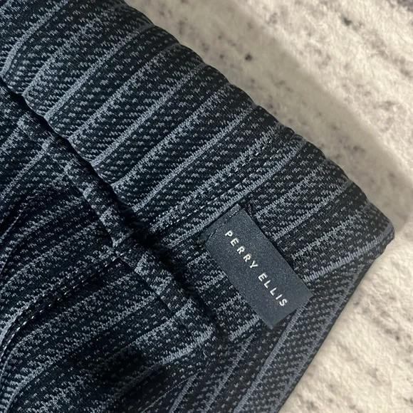 Perry Ellis - Picture 5 of 6